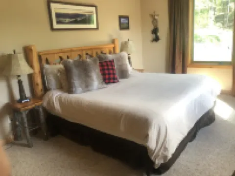 博爾頓蘭丁-距小鎮僅2分鐘，全景湖景四季皆宜度假屋！ 博爾頓住宿飯店