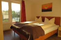 Comfortably furnished apartments, barrier-free with a large terrace on the lake Hotels in Friedeburg