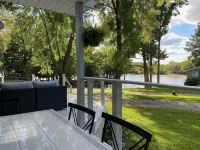 Lake views, comfort/nature @ The Castle Hill Hotels in Cambridge Township