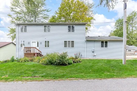 Indian Lake Waterfront Home & Boathouse - Boat Rental Available - Sleeps 16