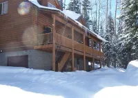 Authentic Log Cabin with Luxuries