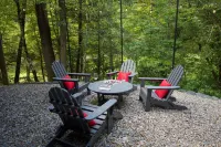 Hot Tub, Wow Views & Game Room: Meadowlark Cabin in Leatherwood Mtns