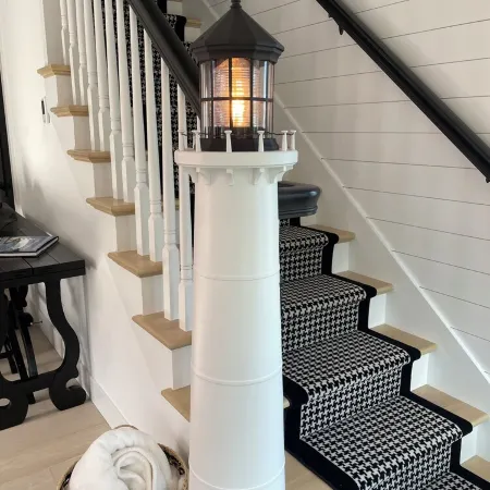 Riverwalk 100 on Pine Rivertownhome with gourmet kitchen~2 BR can sleep 8.