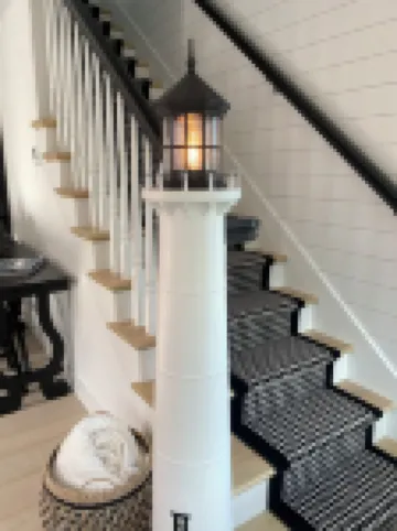 Riverwalk 100 on Pine Rivertownhome with gourmet kitchen~2 BR can sleep 8.