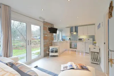 Woodland Retreat - Summer School Holiday Dates Still Available. โรงแรมใน