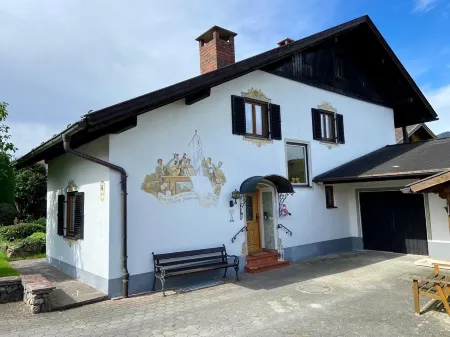 Vacation apartment "Eschental" with terrace, garden, infrared cabin and WLAN