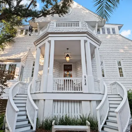 5⭐️ home w/CARR HOUSE!PVT POOL!DUNE BUGGY!6 Seater GOLF CART!5 min walk 2 beach!