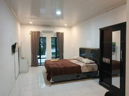 Jajapin Hotel Putri Sari Отели в г. Cikakak