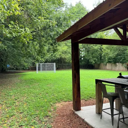Hideaway House! Cute Cute! - Pet Friendly!