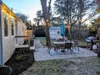 Close to Beach Renovated Dog Friendly Cape Cottage