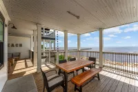 New Windmark Phase 1 home on the beach with amazing views. - 4성급