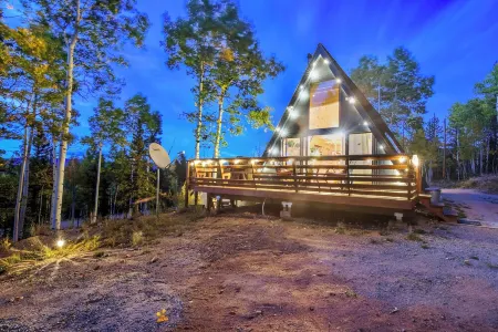 New!  Cozy 2-bedroom A-Frame with Hot Tub, Fire Pit, WiFi, AC and VIEWS!