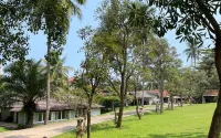 Bukit Arumdalu - ที่มีที่จอดรถ