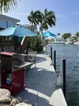 35' Seawall Sparkling , 30min from Keywest, WIFI, BBQ Grill, Pool