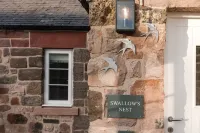 Cosy Northumberland farm cottage with hot tub in quiet location - 4-Star