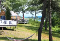 HyannisPort 2Br Cottage w/ King and Queen Beds.  5-Min Walk to 3 Ocean Beaches!