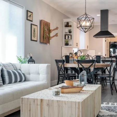 Charmer Downtown 3BR Home w Free Parking near UofO