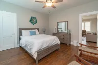 6 Bed Cloverdale Charm w/ 2 Kitchens & Large Yard