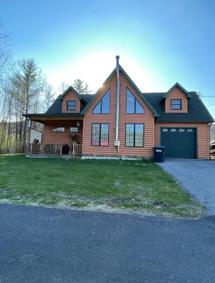 Moose Lodge - Rustic and Cozy Hotel a Ticonderoga