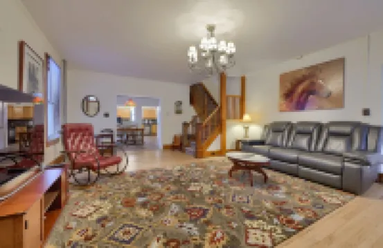 Spacious 4Br Stratton House: A Historic Downtown Stay Backing to Culp's Hill