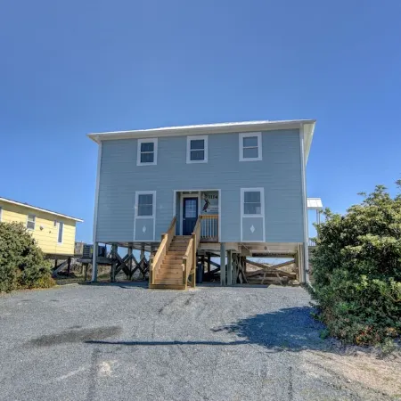 Pelican's Landing beachfront  Home - recent 250K renovation