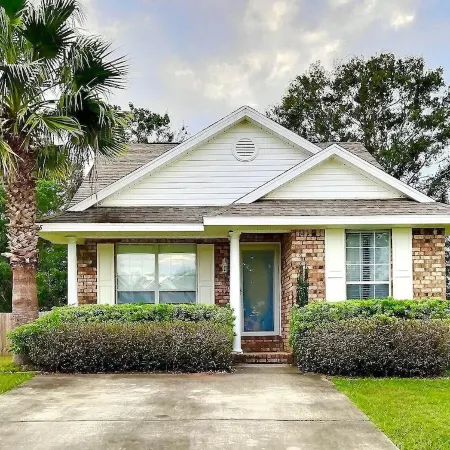 Cozy and relaxing beach house, Our Little Pearl in Foley.