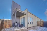 NEW Listing! 3 bed 2 ba Townhome in delightful Salida Colorado!
