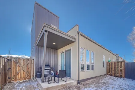 NEW Listing! 3 bed 2 ba Townhome in delightful Salida Colorado!