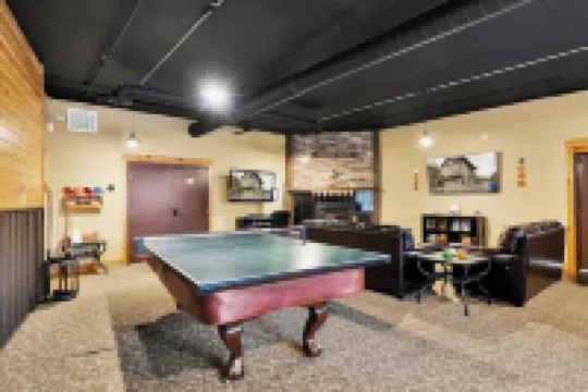 Alpine Village Suite w/ Garage and Sauna