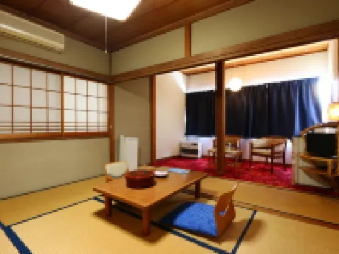 อินน์ ฟูจิโทมิตะ โรงแรมใน