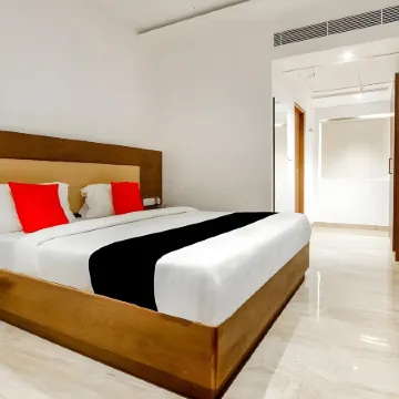 Hotel Raj