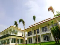 Nopparat Garden Hotel Hôtels à : Mueang Samut Songkhram