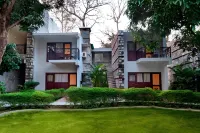 Corbett Suman Grand Resort فنادق في Garjia