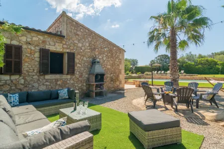 SA PUNTA - Villa with private pool in Son Carrio. Free WiFi Отели в г. Сан-Лоренсо