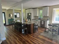 Family Lake Oasis: Enough space for the entire family!