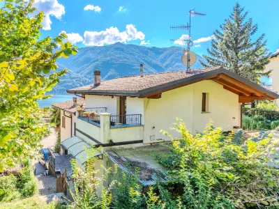 Marino Hotels near International Sportcamping Porlezza