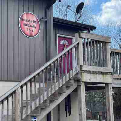 Bourbon Oak Hideaway 2 offers a 2 bed 2.5 bath apartment in historic Bardstown. Hotel Exterior