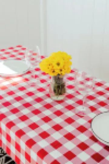 Steps to Beach & Shops - King Suite - Private Patio & Grill + Parking