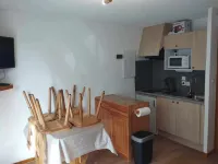 Charmant Studio vu sur la Montagne Pour 4 Personnes Hotels in Saint-Jean-d'Aulps