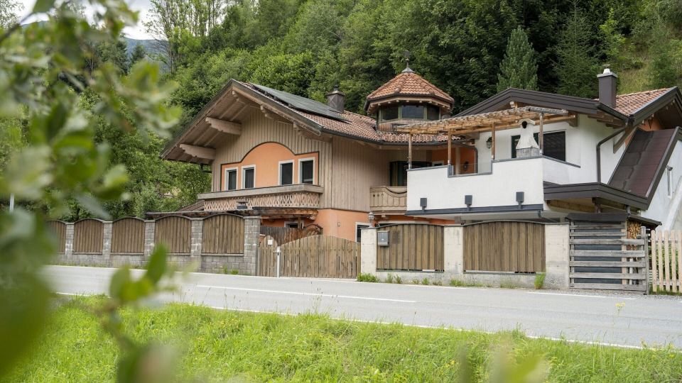 Apartment Neukirchen Near Ski Slopes