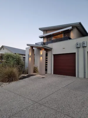 Stylish townhouse in prime location Dromana