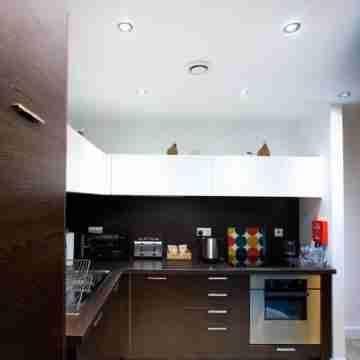 Birmingham City Centre-Chinatown-Business-Leisure Dining/Meeting Rooms