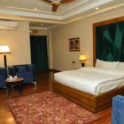 Royal Mansion Hotel Rooms