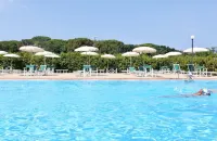 Residence with Pool in San Vincenzo - Apartments