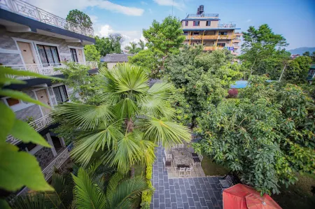 Basundhara Resort Pokhara Отели рядом с достопримечательностью «Devi’s Fall Pokhara»