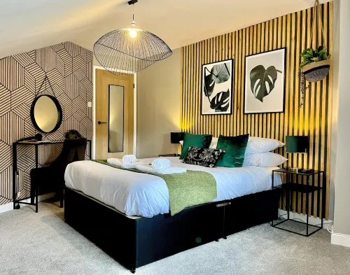Central Ellesmere -Sleeps2 - Parking - PetFriendly Hotels in Gobowen