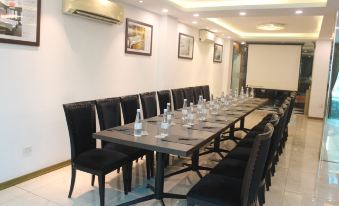 Thang Long Espana Hotel