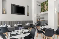 Gallery Central Piraeus Port