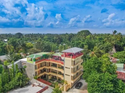 Sorenzo Maldives Hotels in Thoddoo