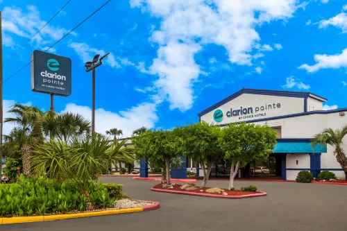 Clarion Pointe Lake Jackson - Clute Hotels in Lake Jackson